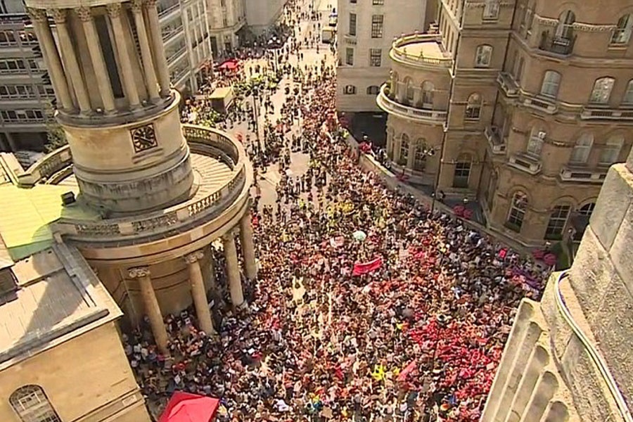  تظاهرات گسترده مردم انگلیس در مخالفت با سفر ترامپ به لندن