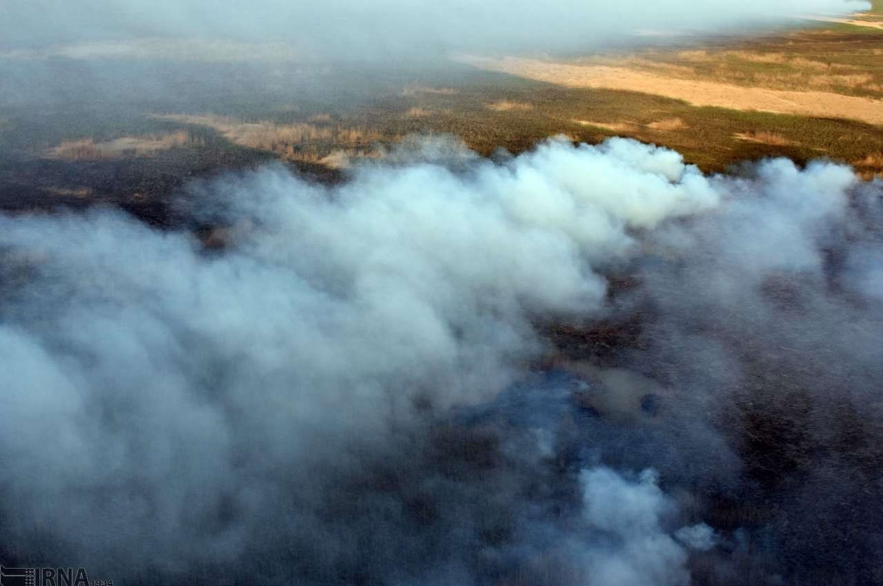 آتش‌سوزی در هورالعظیم با گذشت بیش از ۷۰ روز ادامه دارد   