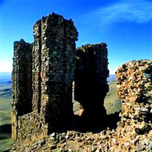 قلعه دختر ساوه-عکس از ایرنا